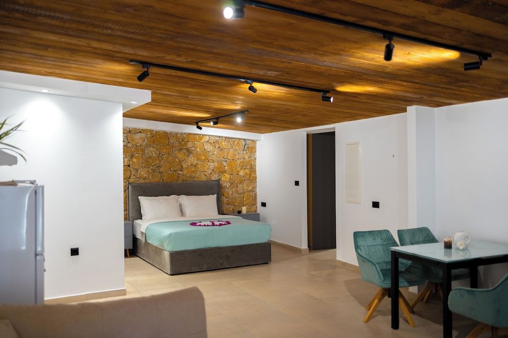 SANIMAR By Mono Alex Family Double Room 2