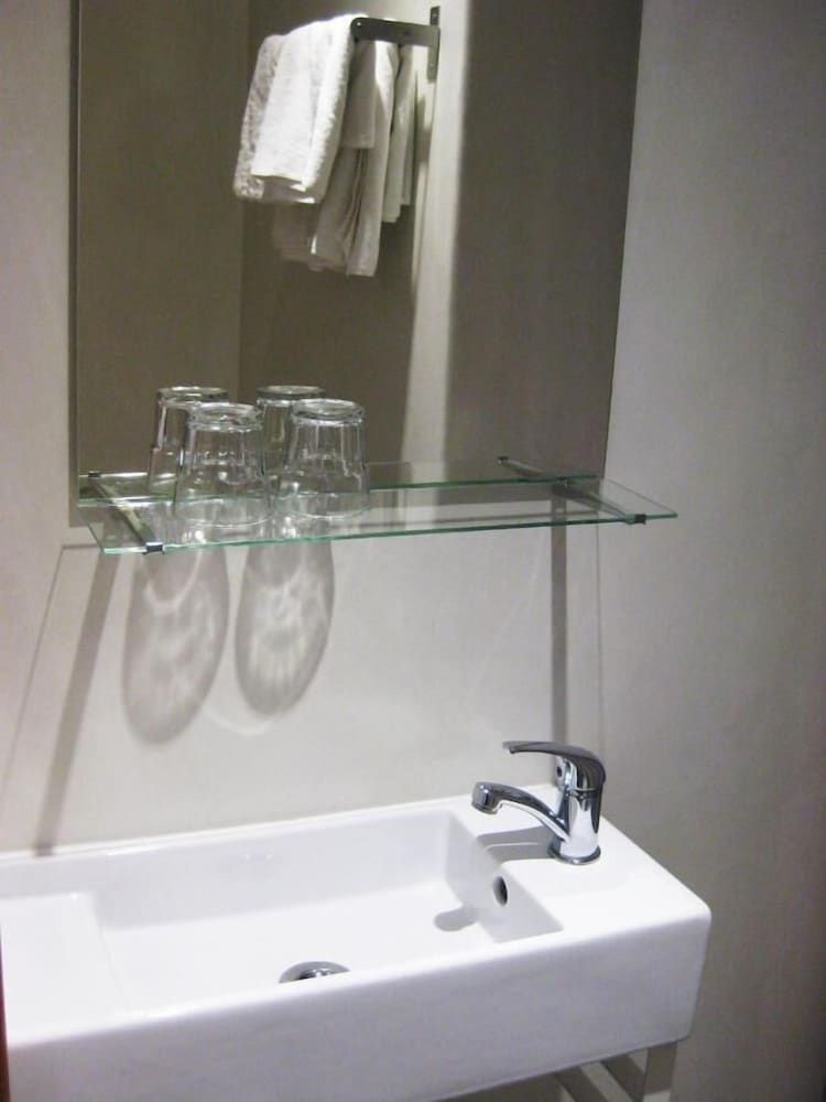 La Malagueña by Croma Single Room 4