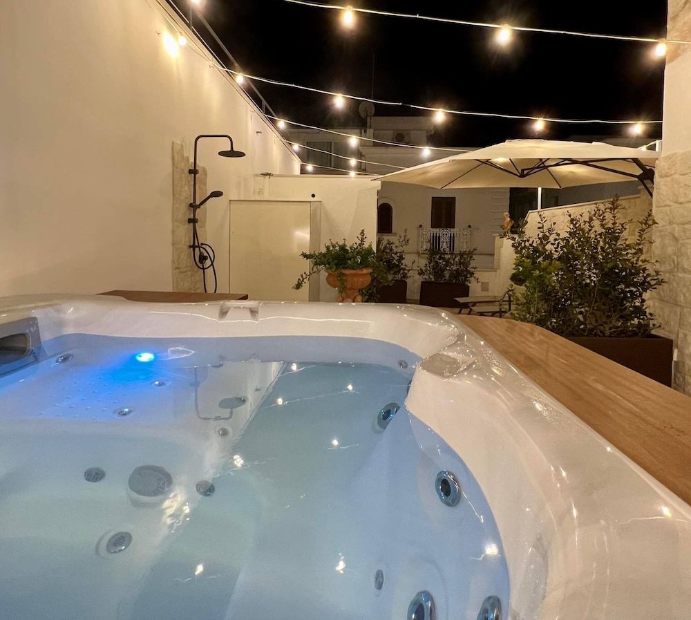Private Spa Tub