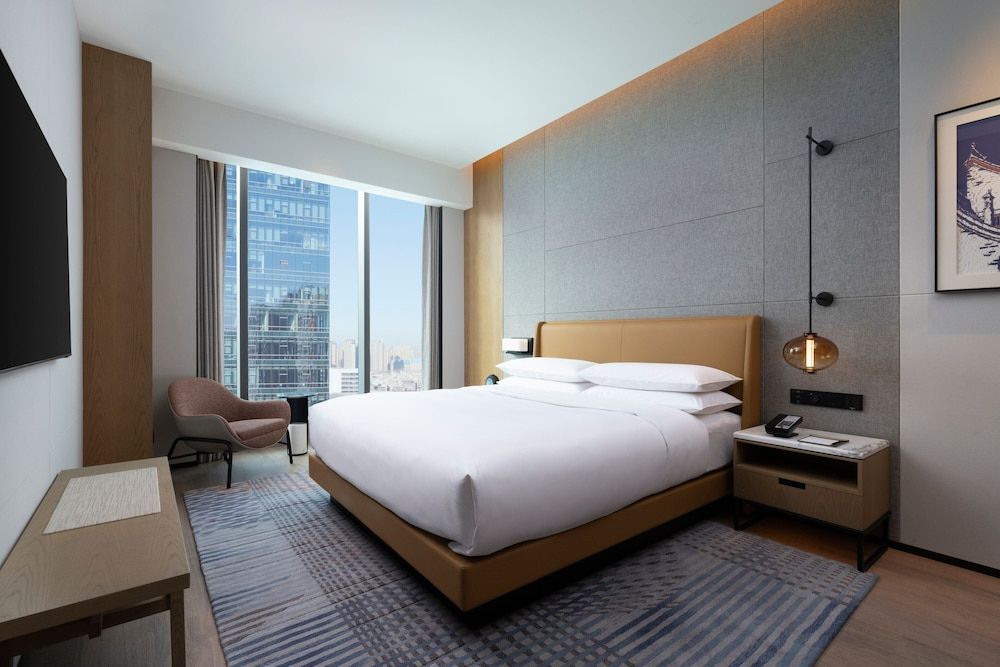 Sheraton Taiyuan Club Studio Suite, 1 King Bed, City View