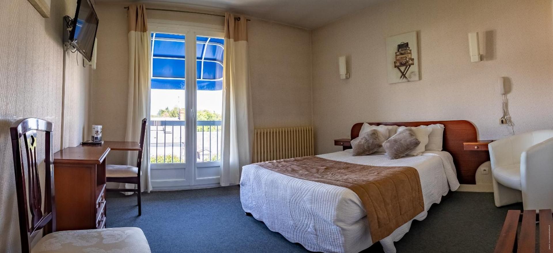 Christina Twin Room 2