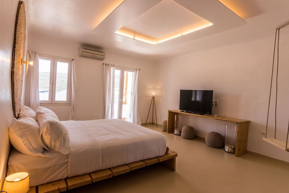 PALEOCHORI - Honeymoon & Family (House-Suite) Sea View with Outdoor Jacuzzi