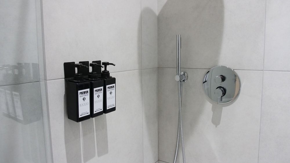 Hotel Battisti 31 Deluxe Triple Room 4