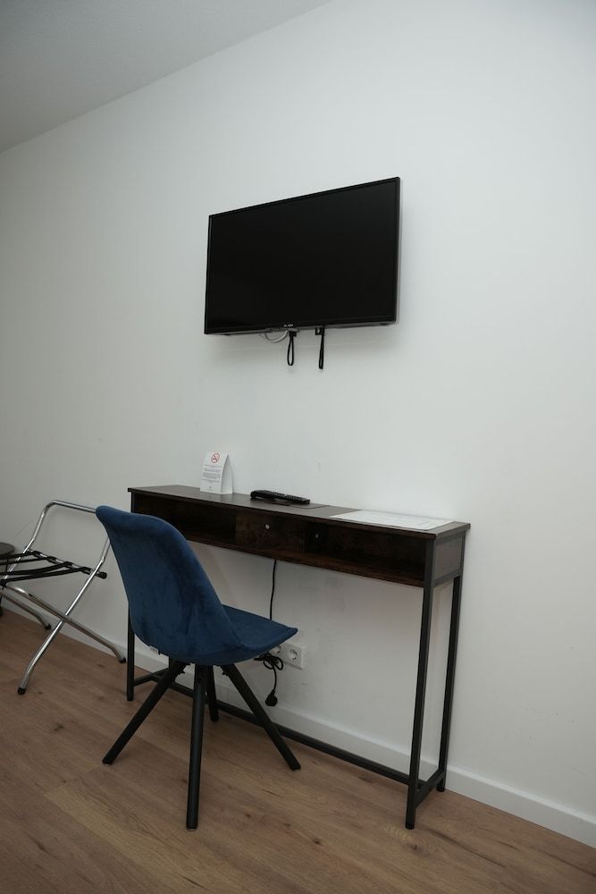 Haven - Hotel am Stadion Comfort Double Room, Non Smoking, Private Bathroom 12