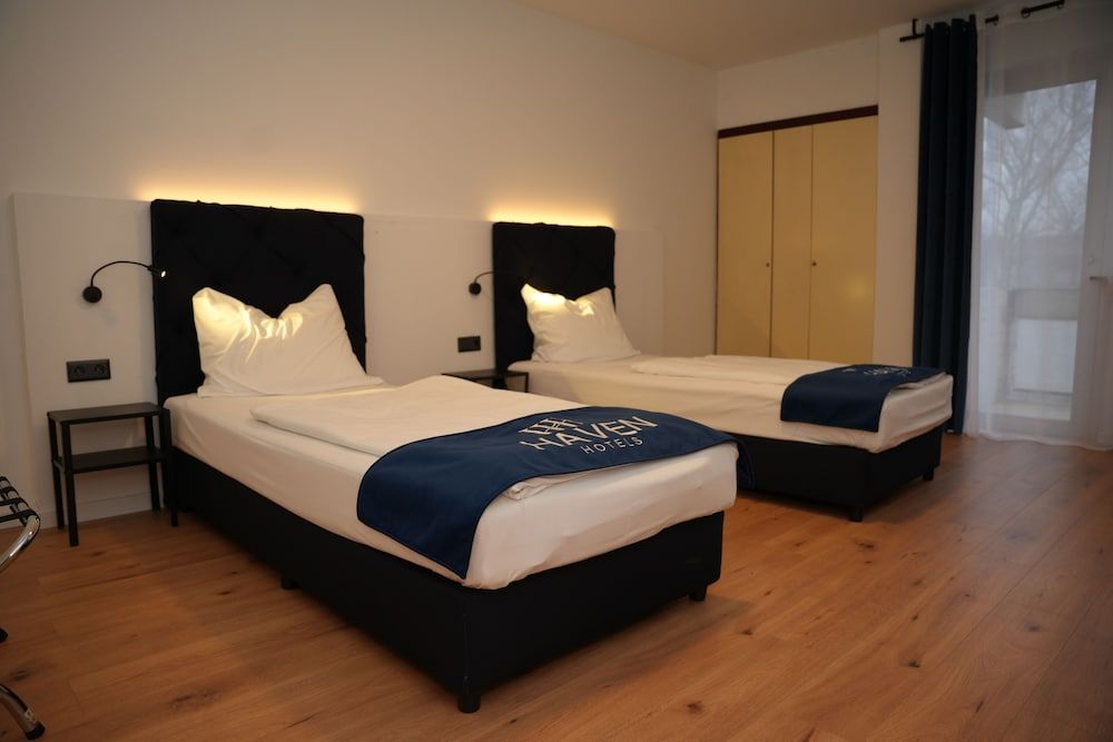 Haven - Hotel am Stadion Comfort Double Room, Non Smoking, Private Bathroom 4