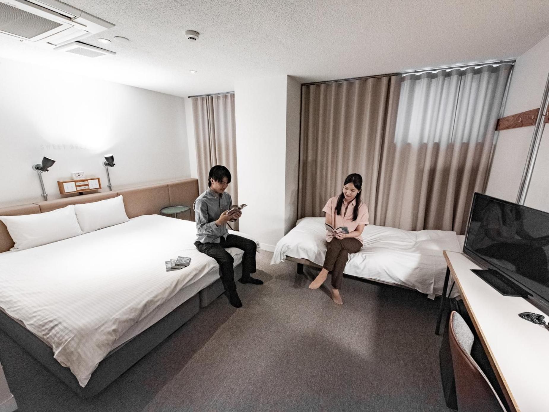 Studio Twin Room (1 Double Bed + 1 Sofa Bed) - Non-Smoking