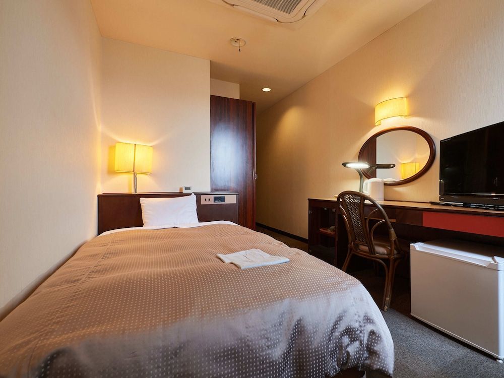 Semi Double Room, Non Smoking