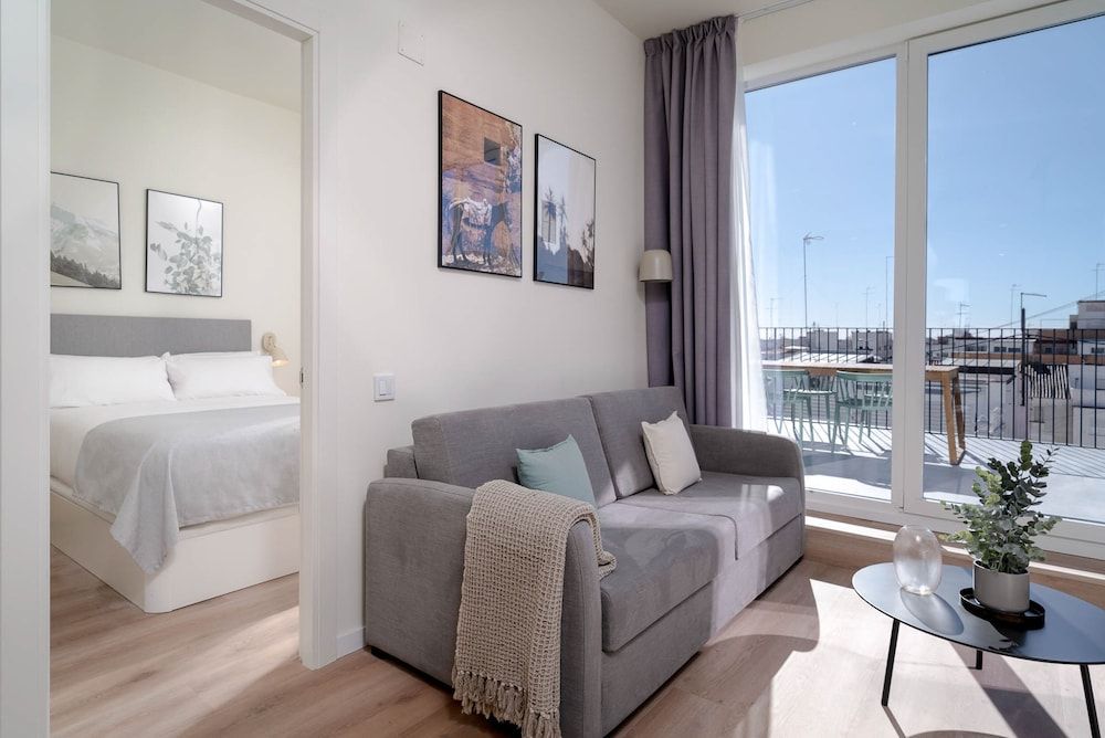 One-Bedroom Apartment with terrace