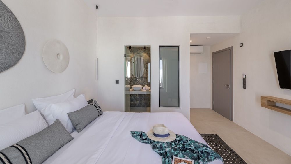 Nove Milos Luxury by Estia Deluxe Double Room 3