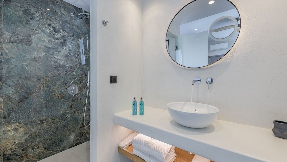 Nove Milos Luxury by Estia Deluxe Double Room 11