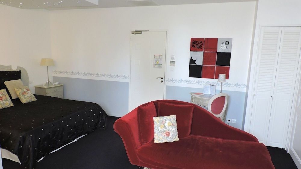 La Gourmandine Superior Double Room (Romance) 5