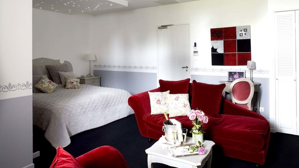 La Gourmandine Superior Double Room (Romance) 4