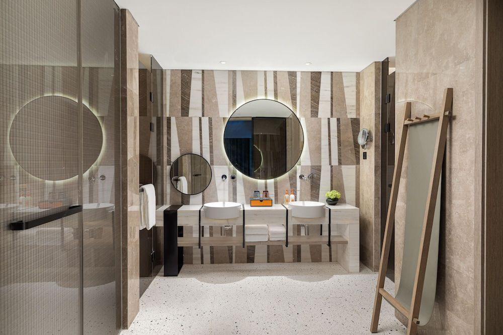 3 Single 1 Bedroom Suite
