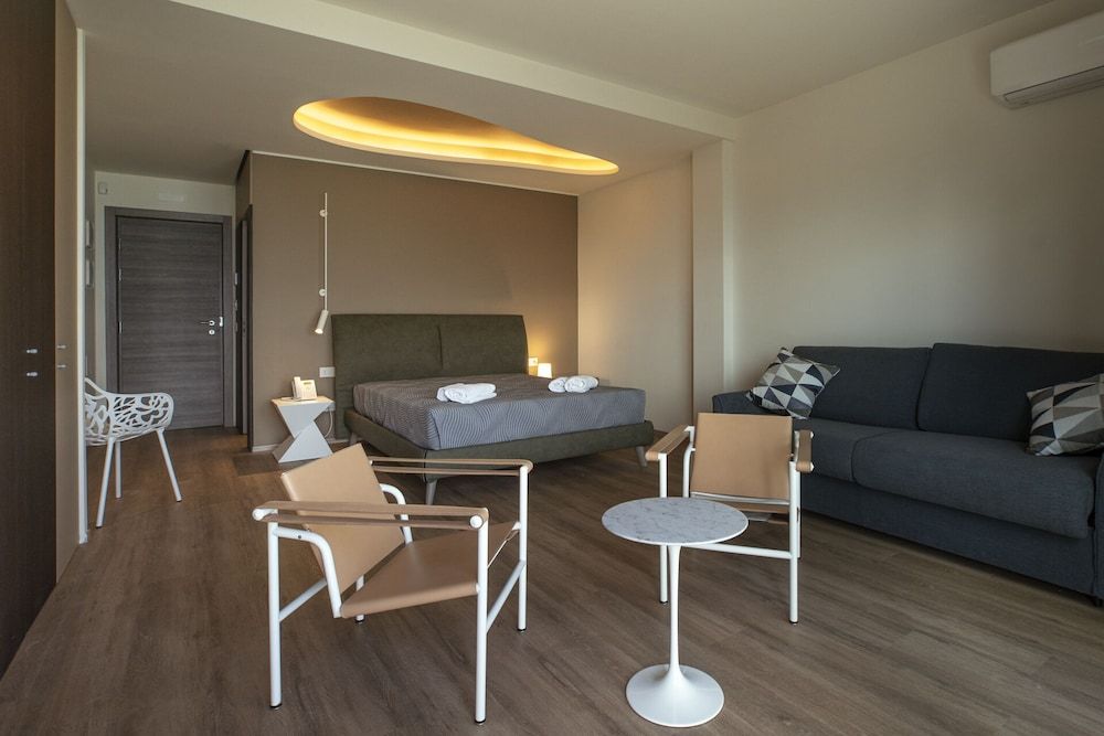 Hotel Belvedere Resort 4 stelle Junior Triple Room, 1 King Bed with Sofa bed, Non Smoking, Sea View 17