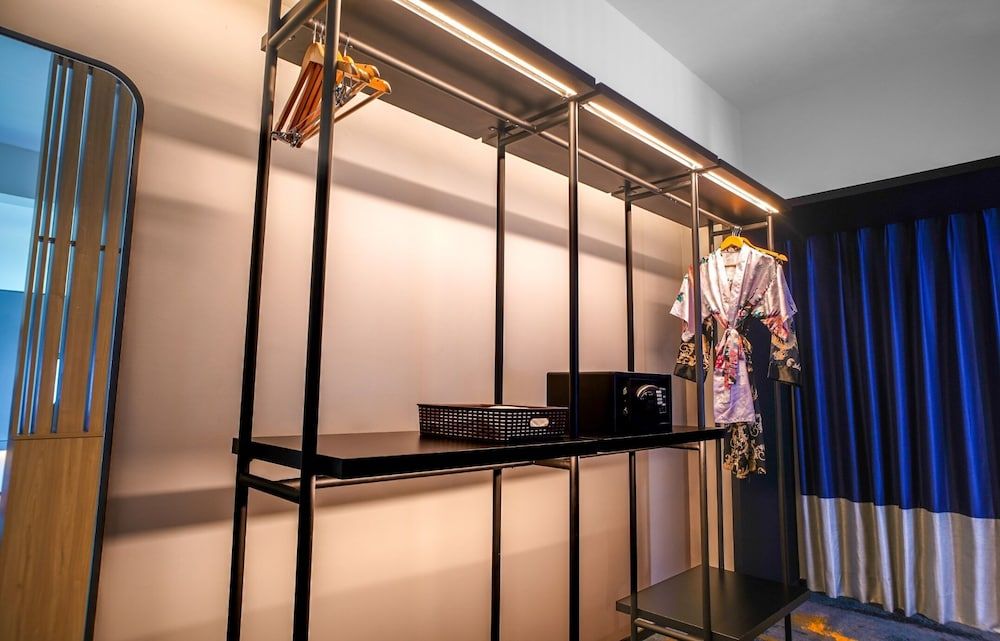 Aston Serang Hotel & Convention Center Suite Ofuro 6