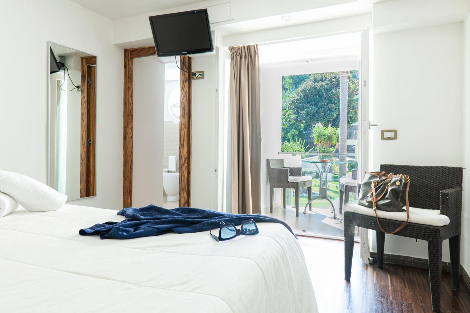 Classic Quadruple Room