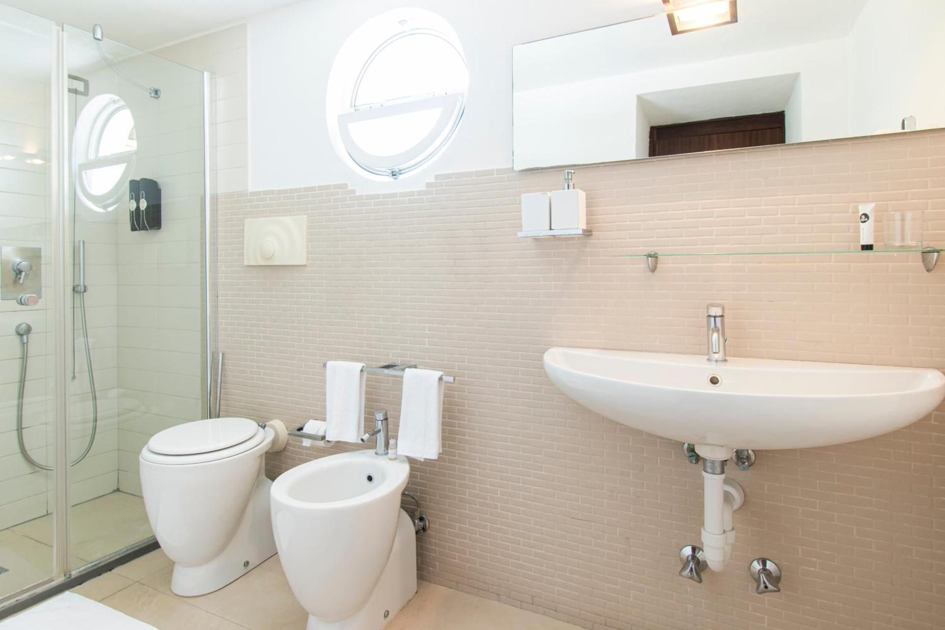 Classic Quadruple Room