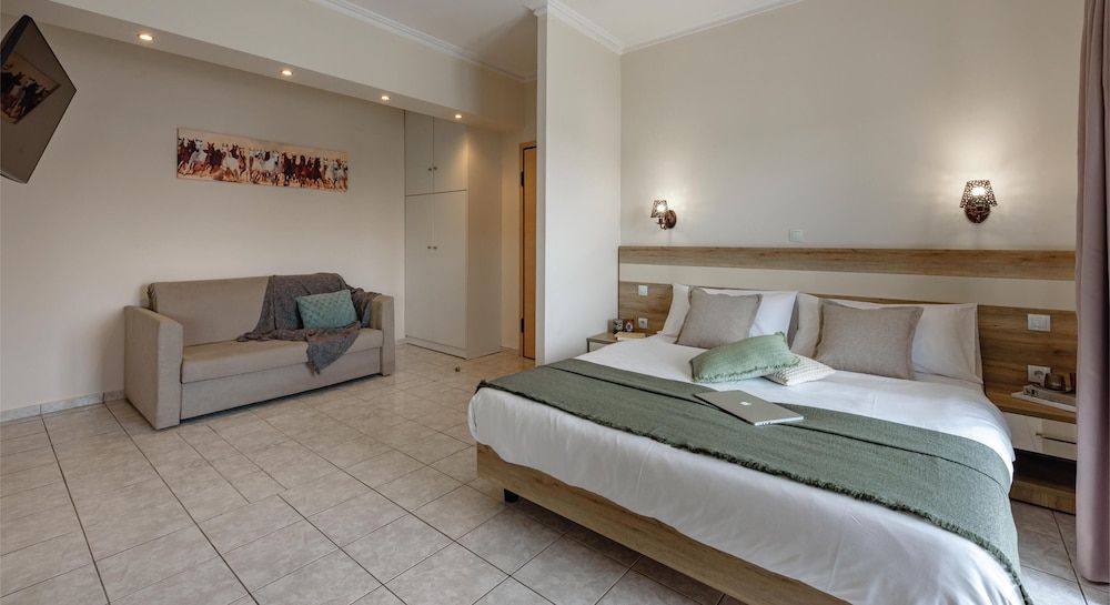 Superior Apartment, 1 Queen Bed with Sofa bed, City View (First floor,  Zilean D2)
