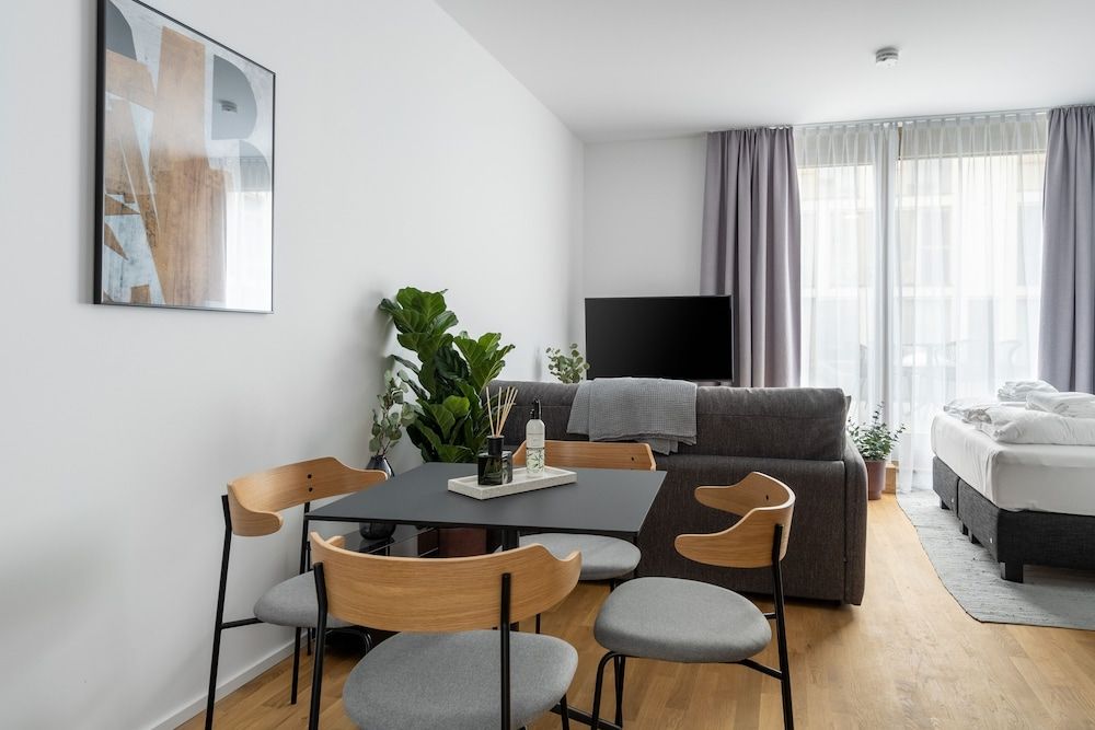 Limehome Potsdam Annemarie-Wolff Platz Suite L with terrace 7
