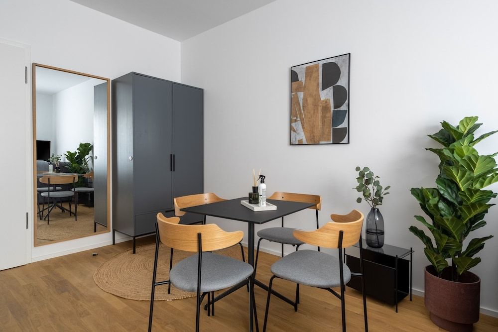 Limehome Potsdam Annemarie-Wolff Platz Suite L with terrace 8