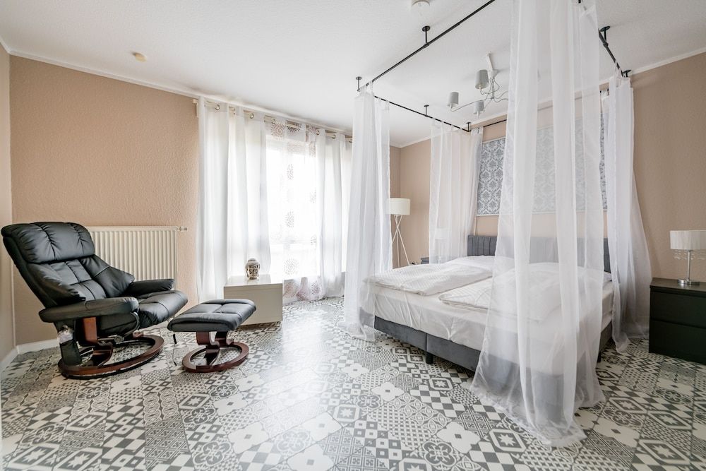 Junior Apartment
