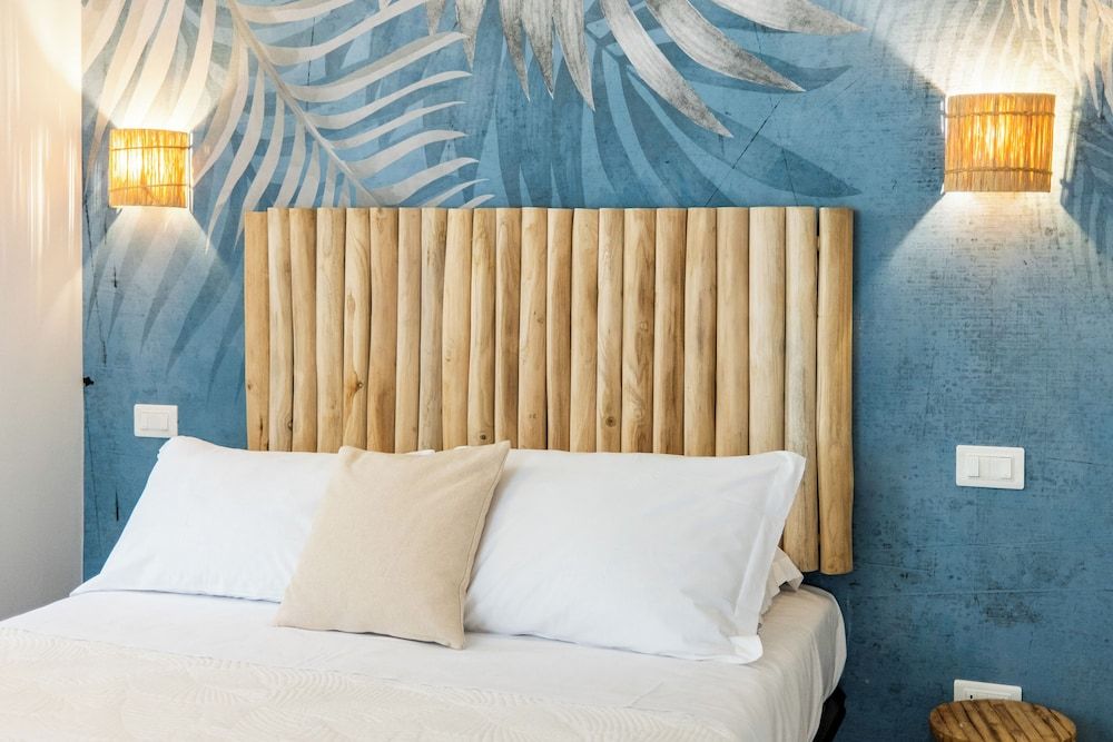 CADAMARE charming rooms in Portovenere Deluxe Room, Partial Sea View 4