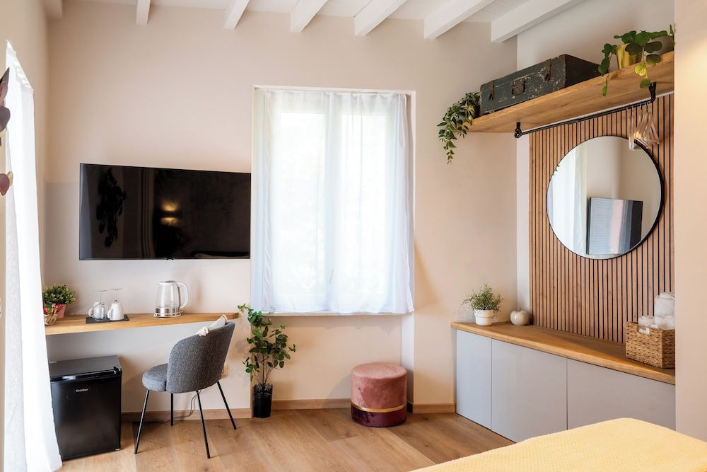 CADAMARE charming rooms in Portovenere Deluxe Room, Partial Sea View 37