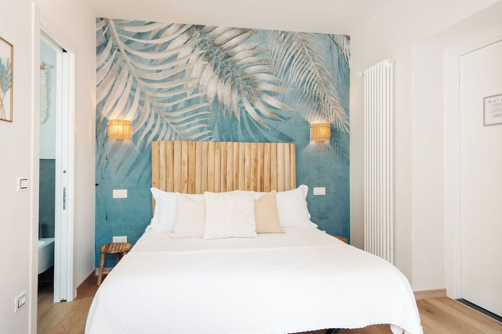 CADAMARE charming rooms in Portovenere Deluxe Room, Partial Sea View 13