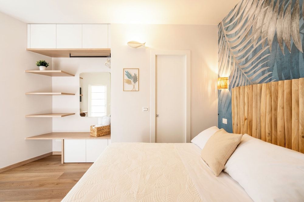 CADAMARE charming rooms in Portovenere Deluxe Room, Partial Sea View 10