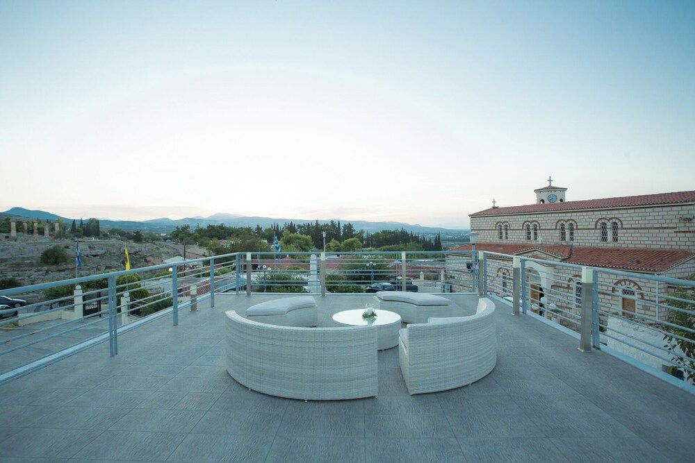 Apollonio Rooms Deluxe Apartment, Sea View 7