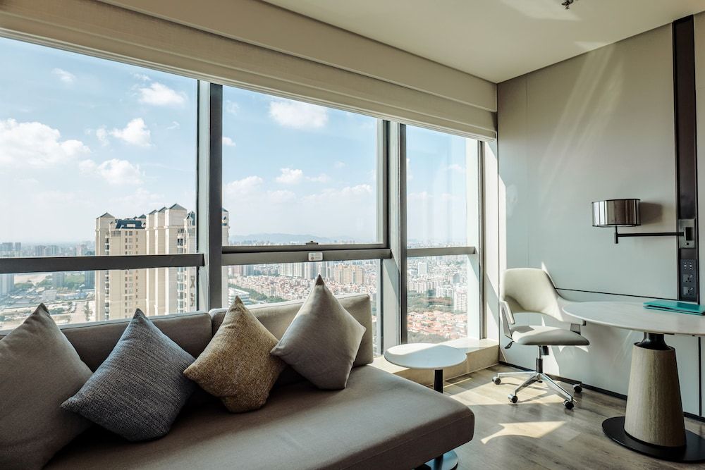 Shantou Marriott Hotel Room, 2 Double Beds, Partial Sea View 5