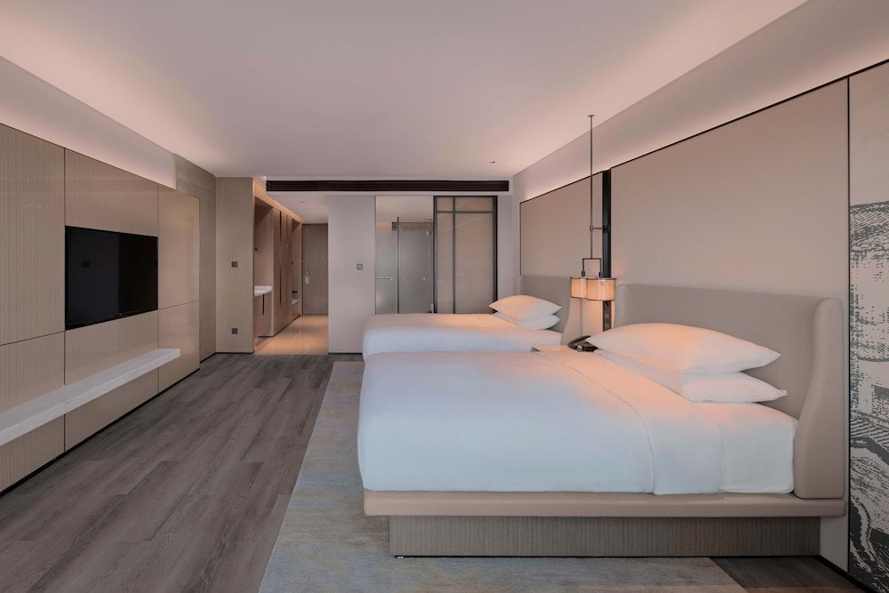 Shantou Marriott Hotel Room, 2 Double Beds, Partial Sea View 2