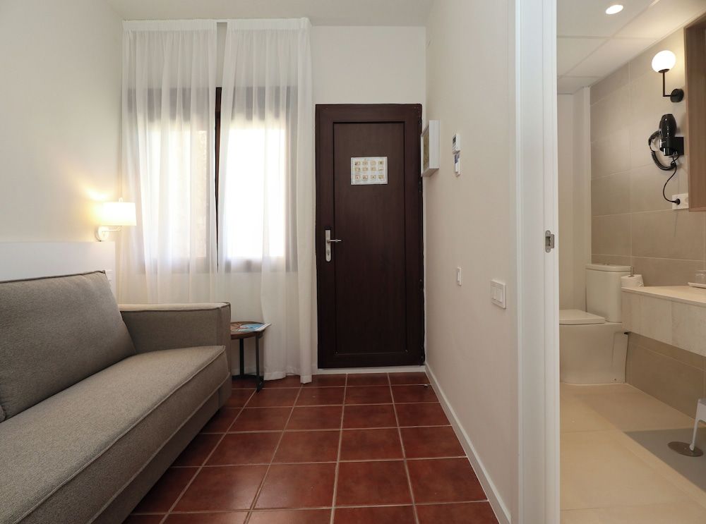 Hotel Montepiedra Habitación estándar terraza (2 adultos+1 niño) 6