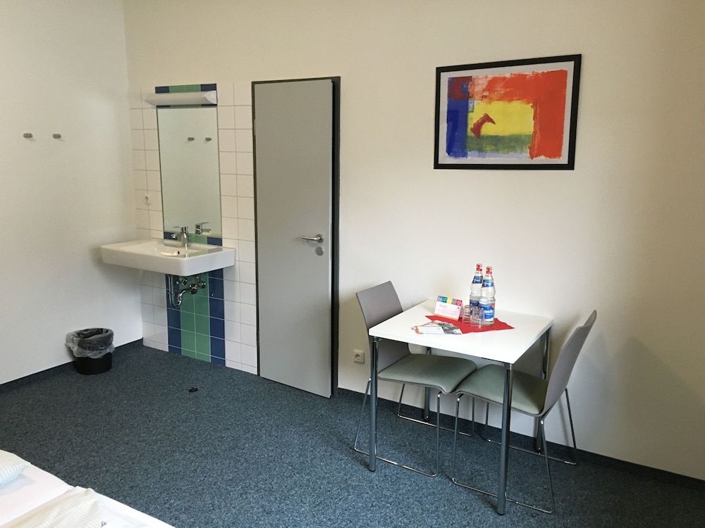 Jugendherberge Aachen - Membership required