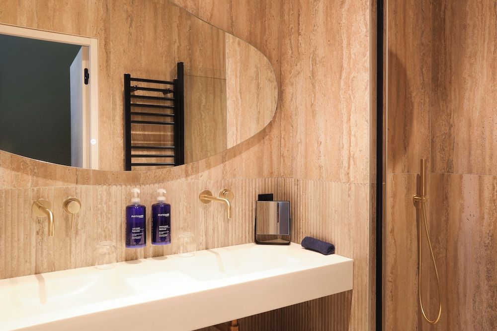 Les Vagues Hôtel & Spa Suite Vue Mer Jacuzzi 5