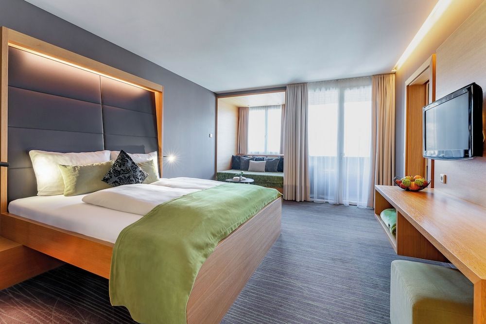 Double Room, Mountain View