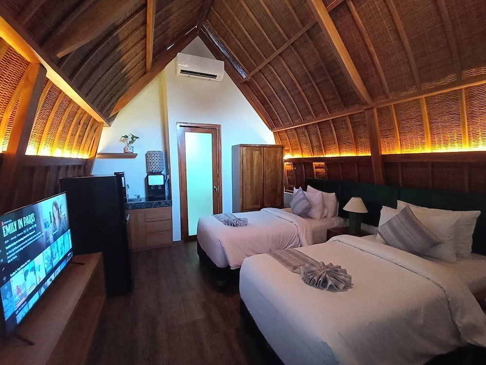 Abian Klumpu Villa & Spa Sanur Bali Deluxe Twin Room, Balcony, Garden View 5