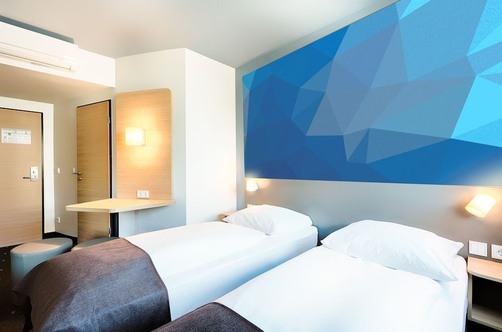 B&B HOTEL Offenburg-Hbf Twin Room 2