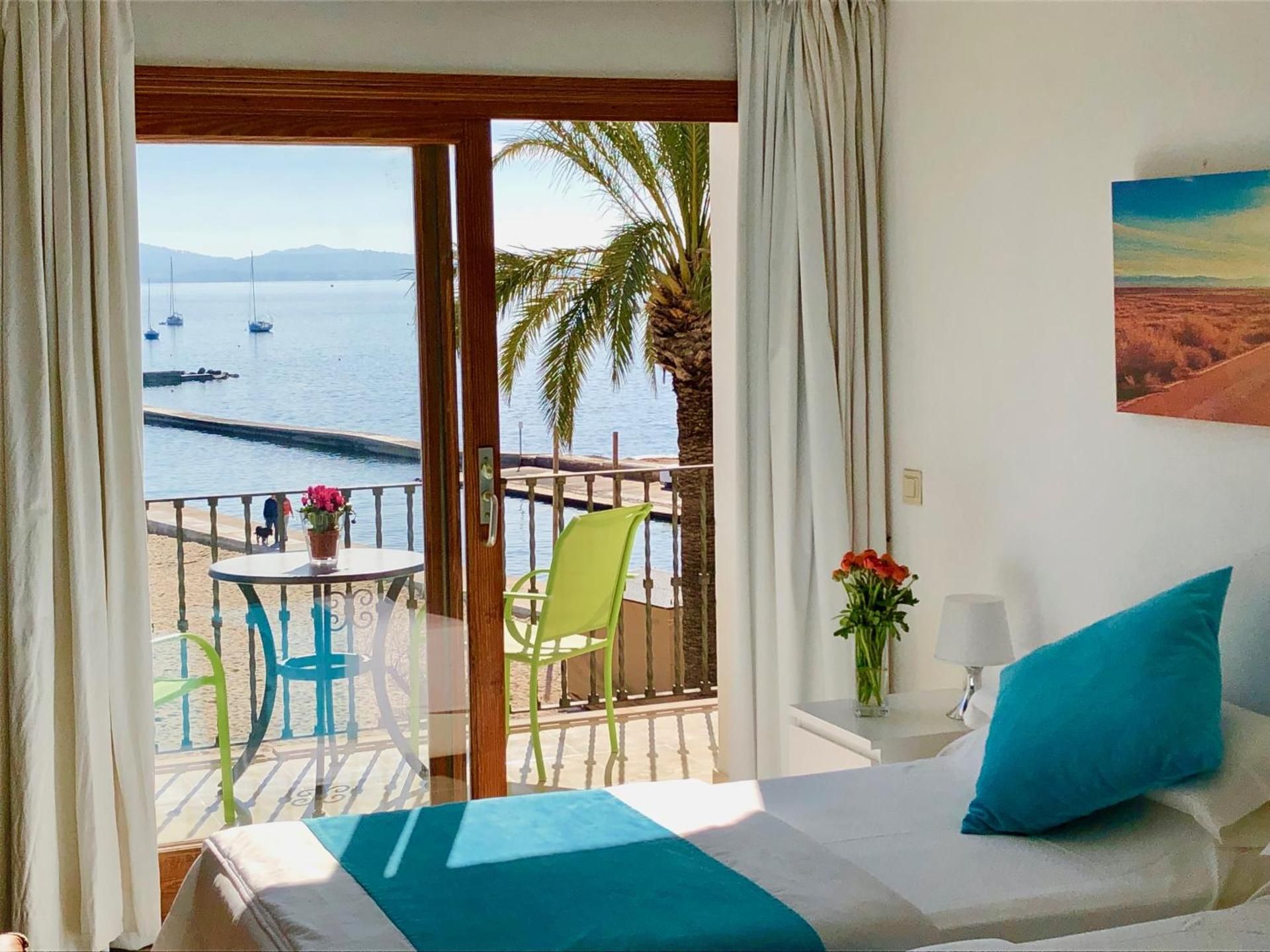 Studio with Sea View