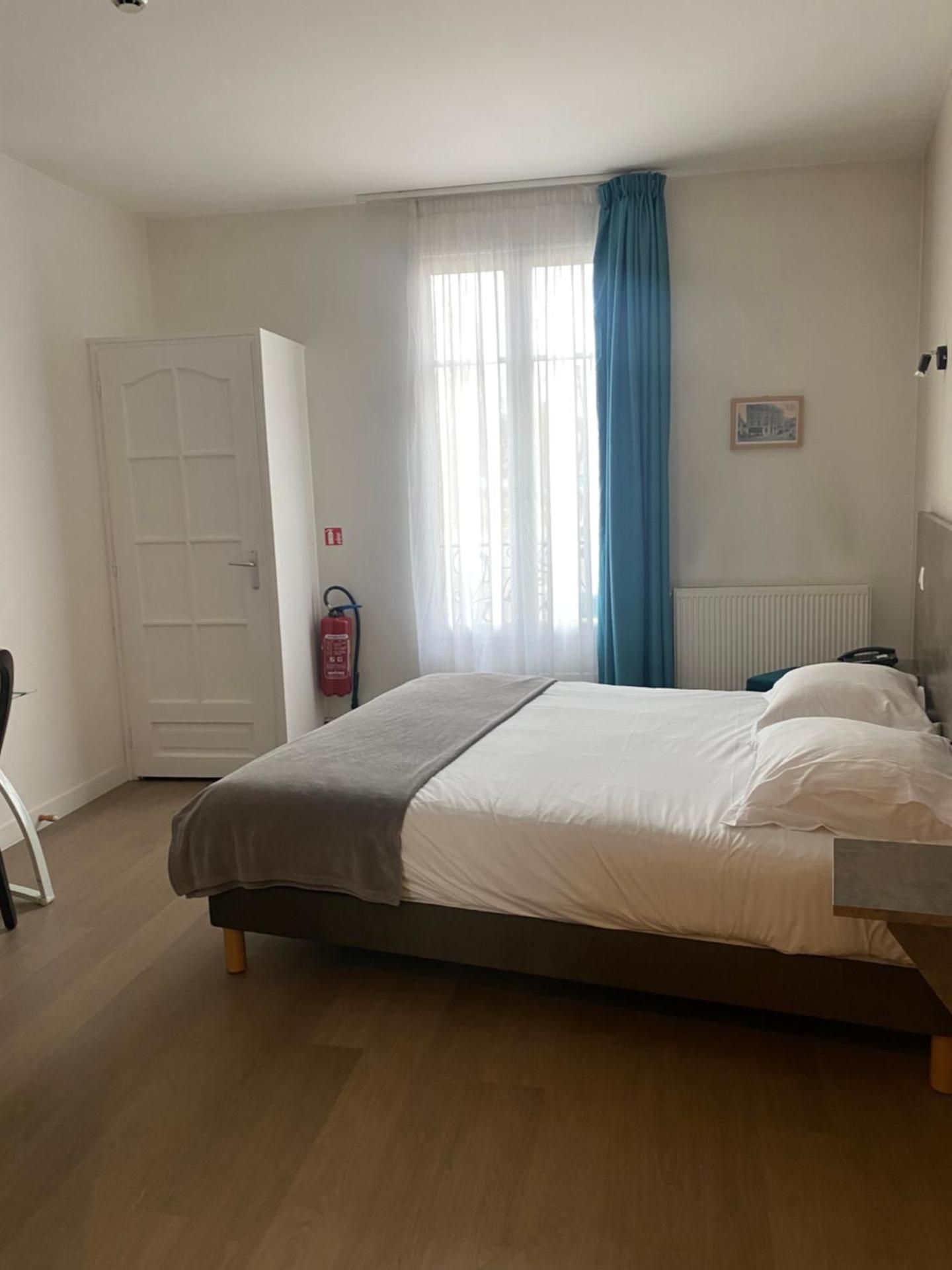 Queen Room - Disability Access