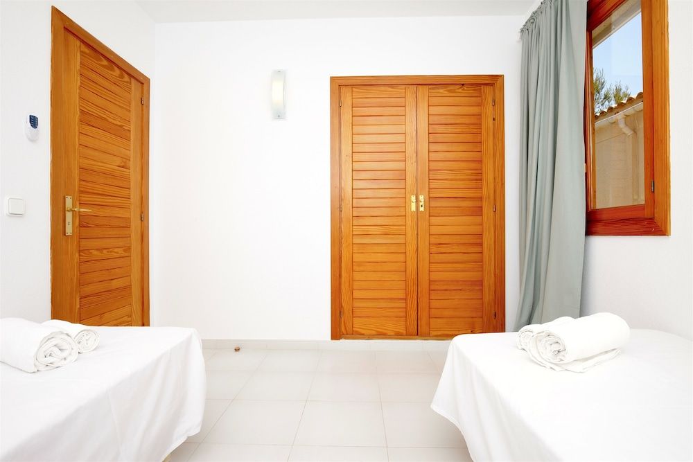 Apartment, 3 Bedrooms, Terrace, Sea View