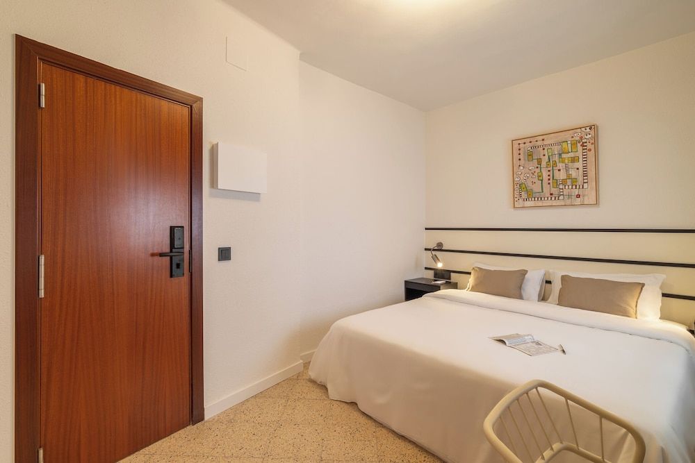 Hotel Robson Standard Double Room