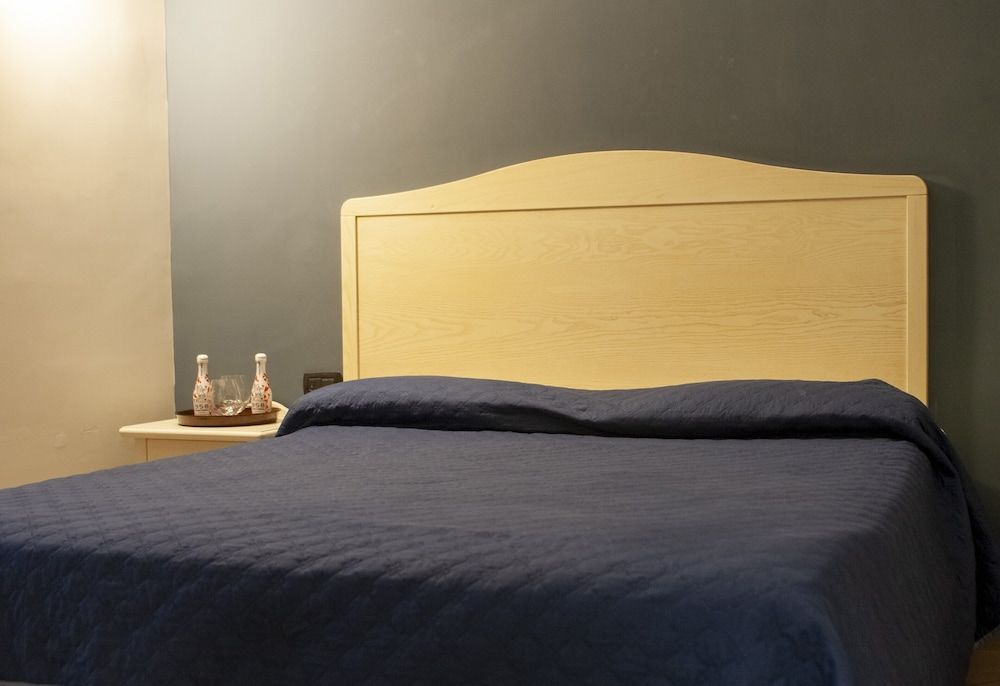 HOTEL SERENA Economy Double Room Single Use 3