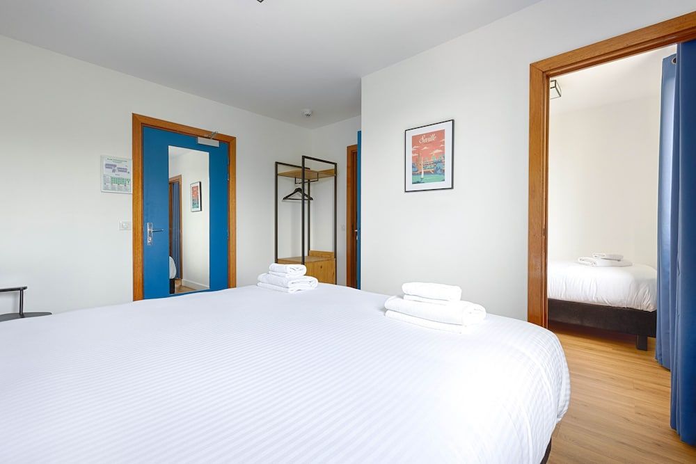 La Coudraie Deluxe Triple Room 10