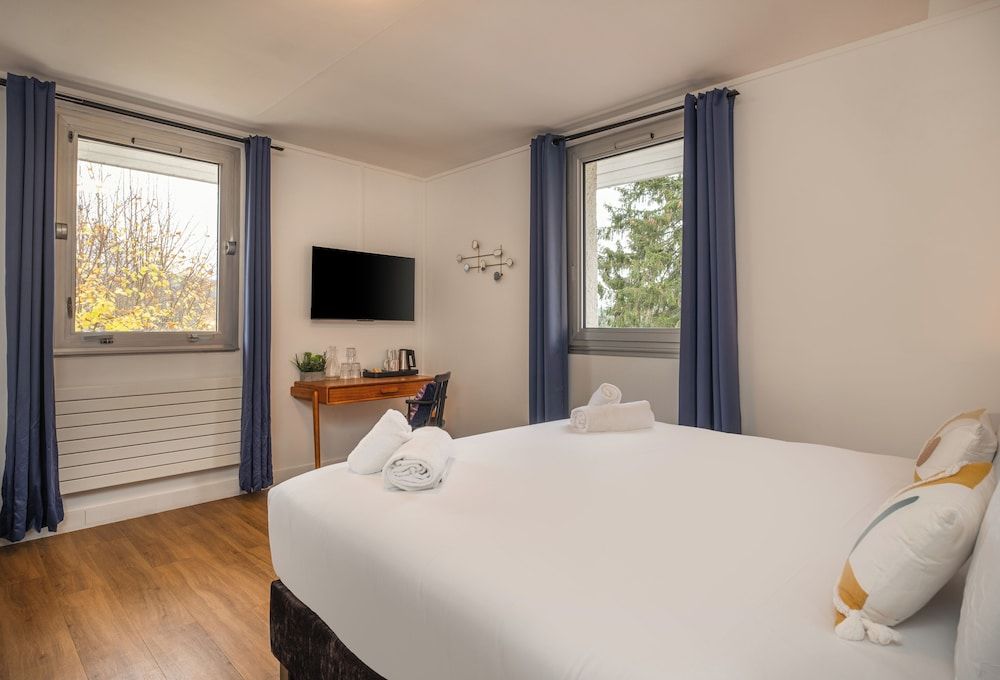 La Coudraie Superior Quadruple Room 4