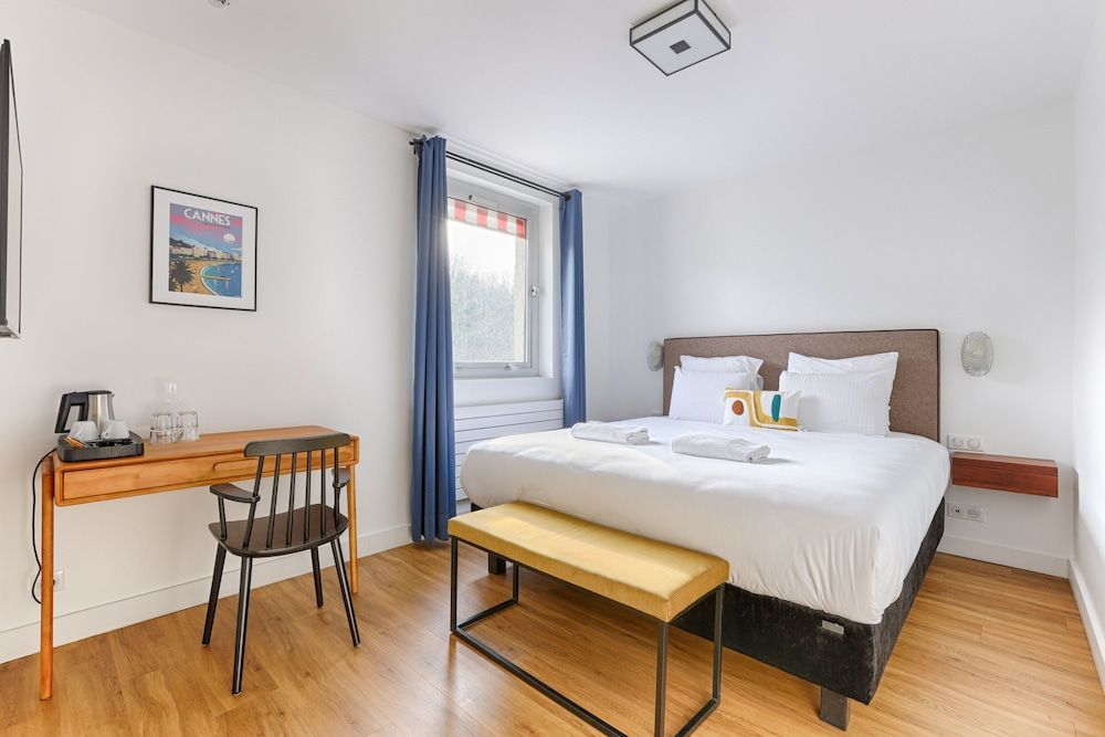 La Coudraie Deluxe Triple Room 13