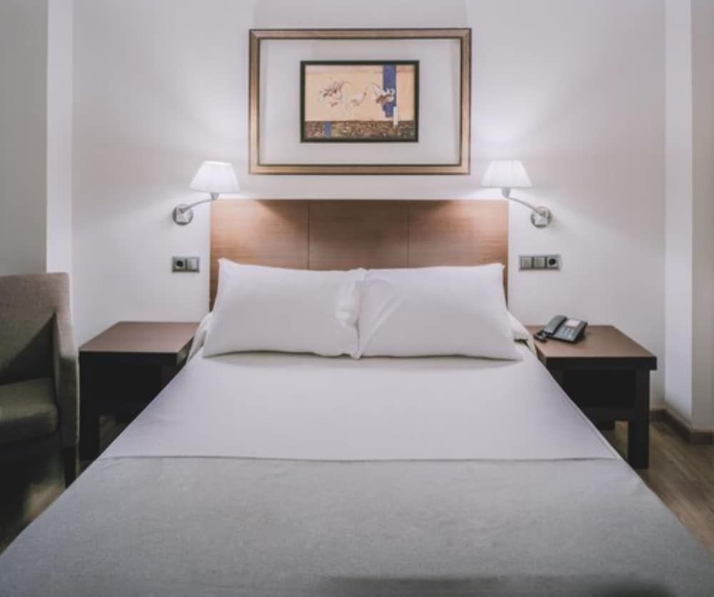 Hotel Cristina Basic Double Room 2