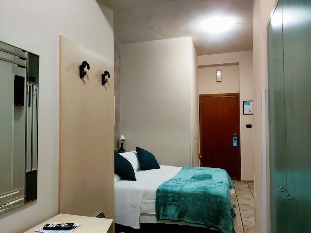 Hotel Il Boschetto Standard Double Room 4