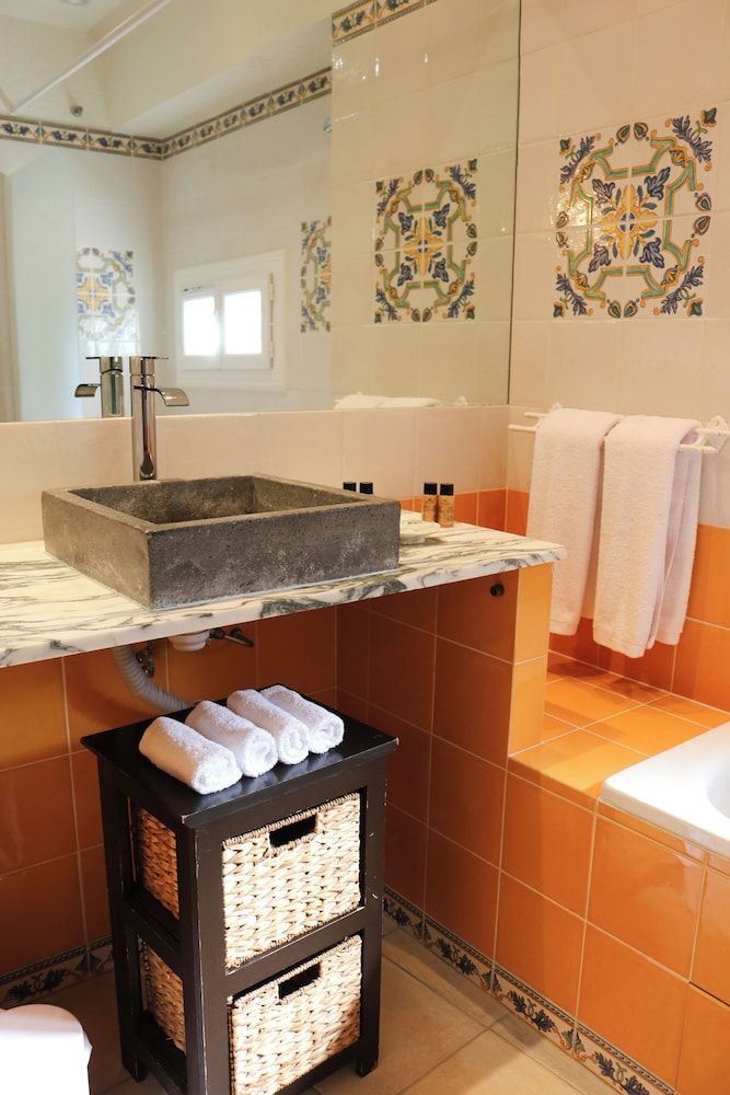 Hotel Villa Roseraie Superior Quadruple Room, Ensuite (n°11 - Rez de jardin) 6