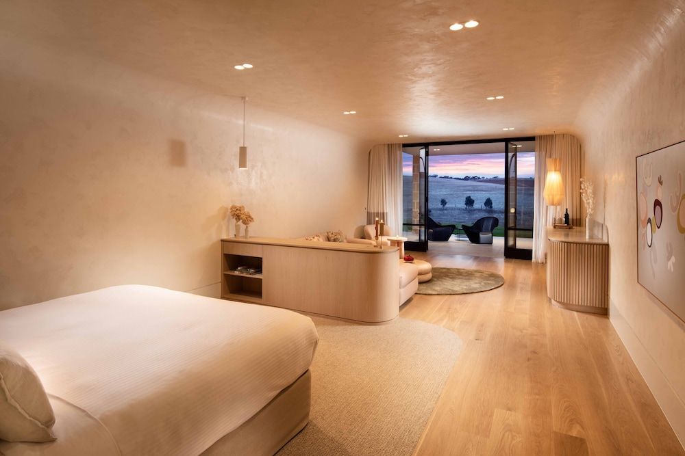 Valley View Suite